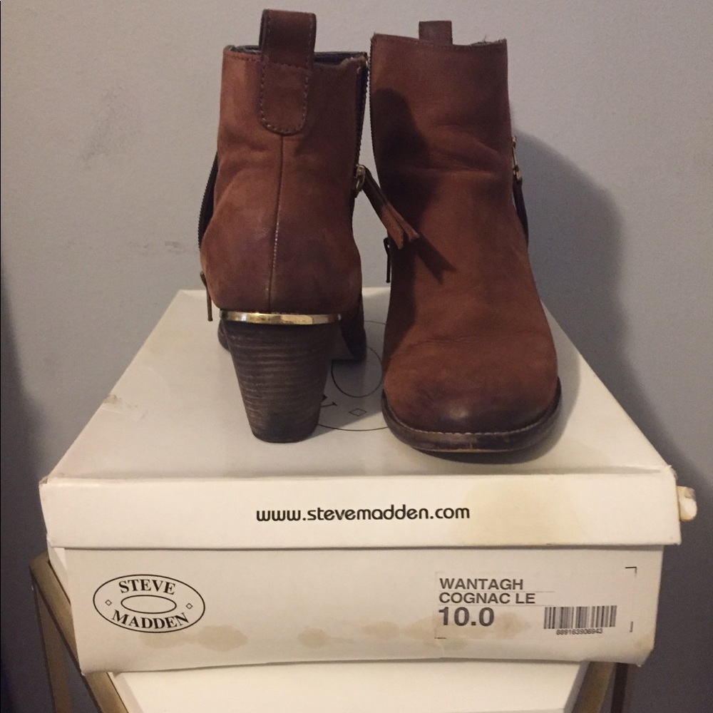 Steve Madden Wantagh Booties, Cognac Color, 10